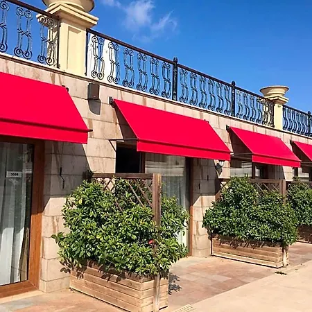 Hotel The Sign & 5*